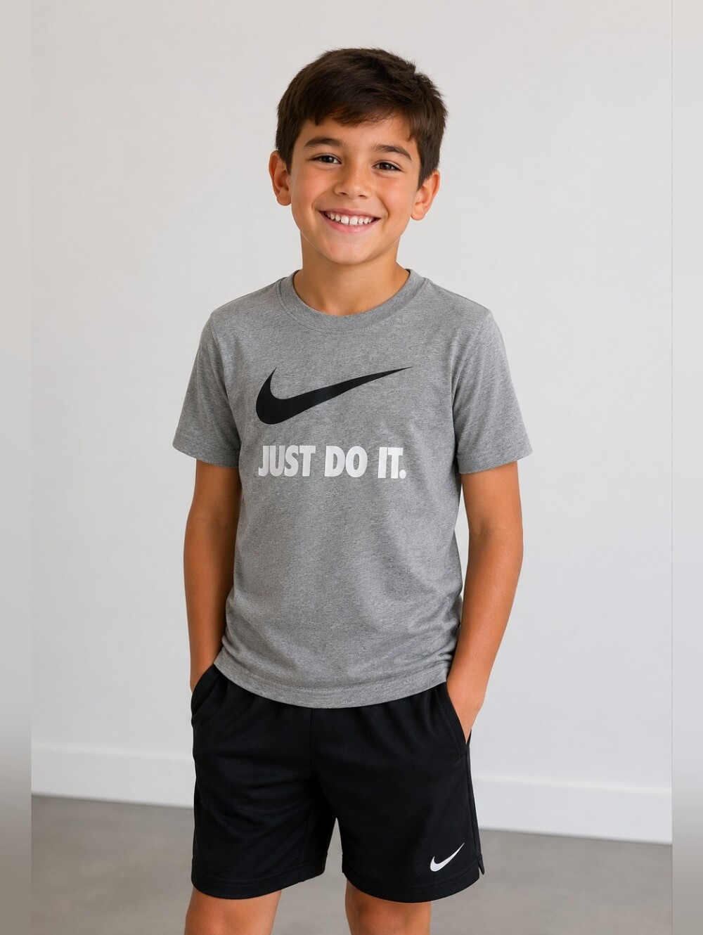 Nike Gray Just Do It Short Sleeve Crewneck Swoosh T-shirt Athletic Boys' M